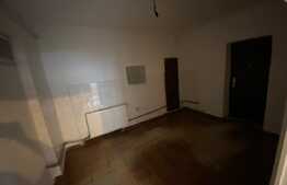 Spatiu comercial, 440 mp, curte exterioara 700 mp, zona Brestei