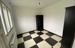 Spatiu comercial, 440 mp, curte exterioara 700 mp, zona Brestei