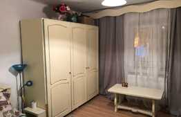 REDUCERE PREȚ! Casă demolabilă 127 mp, casă locuibilă 61 mp și teren 800 mp, zona Știrbei Vodă