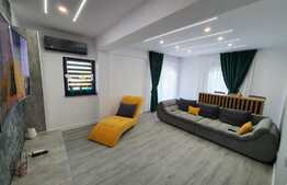 Ocazie! Apartament 2 camere, lux, decomandat, terasa cu incalzire in pardoseala zona 1 Mai