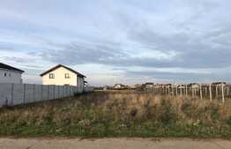 Teren intravilan, 1.000 mp, două parcele, Cârcea