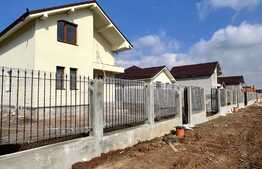  Case individuale la cheie P + M 120 mp, 460 mp teren, zona Cârcea 