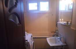 Apartament de 2 camere, semidecomandat, in Brazda lui Novac!