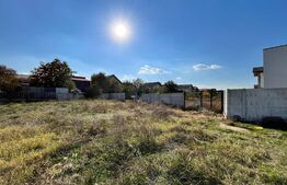 Teren intravilan de 1.952 mp, cu toate utilitățile, front 27 m, cartier Veteranilor