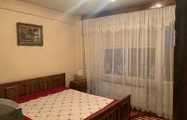 Investitie! Apartament 3 camere decomandate, 1 Mai, zona Spital!