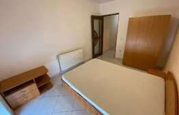 Apartament de 2 camere pe 2 niveluri, partial mobilat, Central 