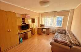 Apartament de 3 camere, 72 mp, decomandat, Lapus