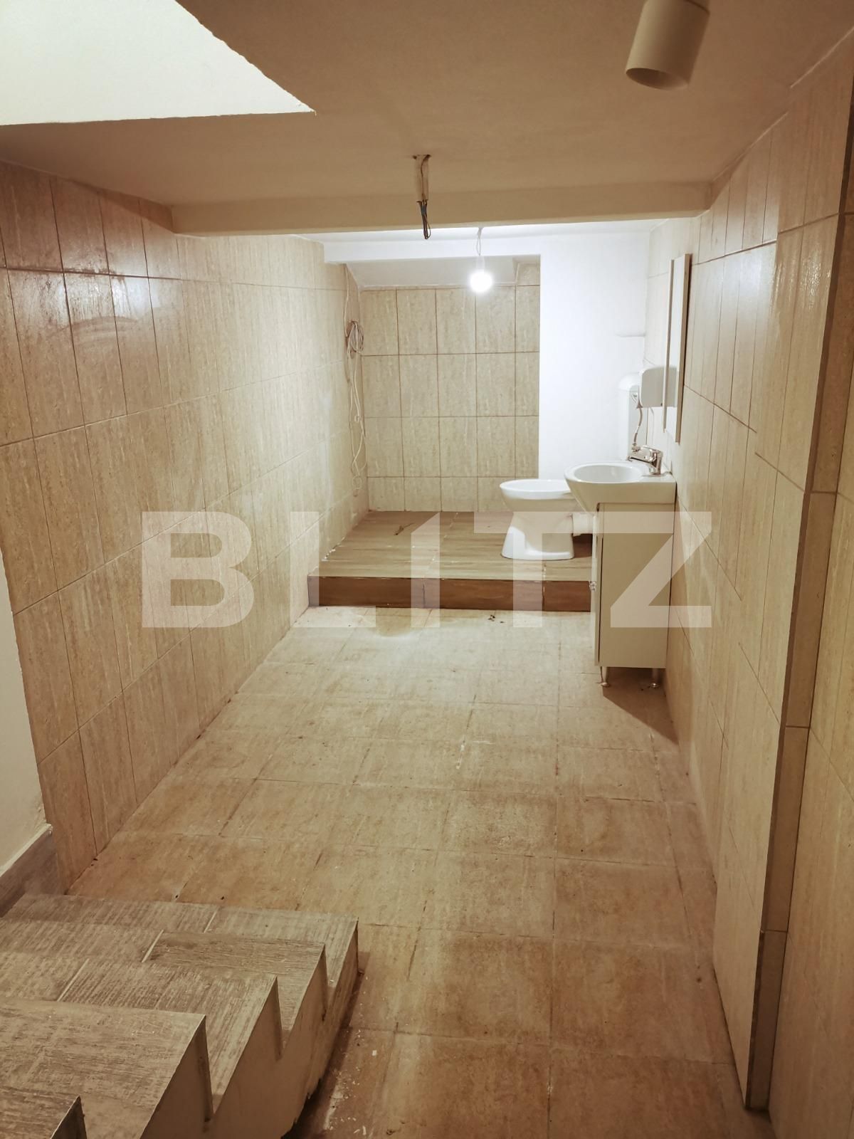 Spațiu comercial de închiriat Central - 77379SIC | BLITZ Craiova | Poza4