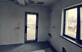 Casa la cheie, 515 mp teren, zona Carcea!