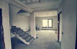 Casa la cheie, 515 mp teren, zona Carcea!