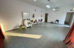 Spatiu comercial 60 mp, vad pietonal si rutier Cornitoiu