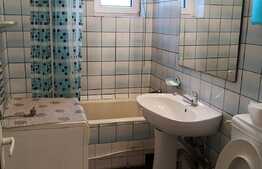 Apartament 3 camere, mobilat si utilat, centrala termica, zona Rovine