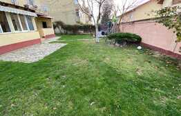 Apartament de 3 camere, curte privata 300mp, cartier Magnolia