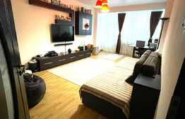 Ocazie! Apartament de 2 camere, decomandat, zona 1 Mai