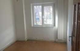 Apartament 4 camere, parter, zona 1 Mai! Investitie!