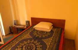 Casă bătrânească 146 mp utili și teren 4.700 mp, Cârcea