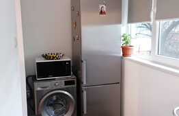 Apartament 2 camere, semidecomandat, mobilat, zona Craiovita Noua, Orizont