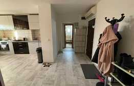 Apartament 3 camere decomandat, etaj intermediar, zona Liceul Tudor Arghezi