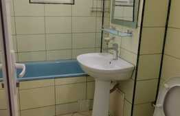 Ocazie! Apartament cu 3 camere decomandat, etaj intermediar, zona Mc'Donalds