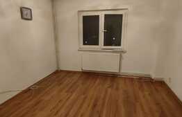 Ocazie! Apartament cu 3 camere decomandat, etaj intermediar, zona Mc'Donalds