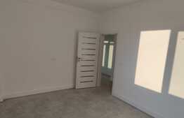 Apartament de 2 camere in bloc nou de caramida, zona Centrala