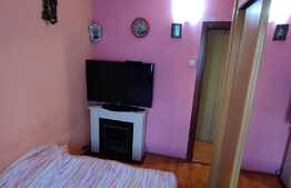 Apartament de 3 camere, semidecomandat, etaj intermediar, zona Piata-Orizont