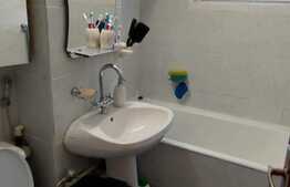 Apartament de 3 camere, semidecomandat, etaj intermediar, zona Piata-Orizont