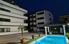 Apartament 3 camere, 120 mp, lux, terasa si piscina, zona 1 Mai 