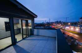 Apartament 3 camere, 120 mp, lux, terasa si piscina, zona 1 Mai 