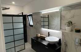 Apartament 3 camere, 120 mp, lux, terasa si piscina, zona 1 Mai 