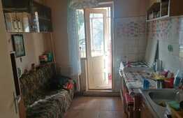 Apartament de 2 camere, etaj intermediar, decomandat, zona Garii