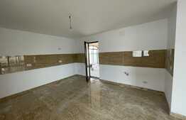 Casa mediteraneana, stil spaniol, 220 mp utili, 594 mp teren, zona Casa Noastra!