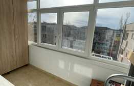 Apartament de 3 camere, decomandat, 45 mp utili, Valea Rosie