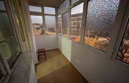 Apartament de 3 camere, 75 mp, Valea Rosie 