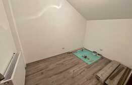 Apartament pe 2 niveluri, 4 camere, centrala proprie, nemobilat!