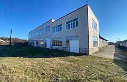 Hala industriala, 1200 mp, zona Bordei