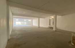 Spatiu comercial, 2000 mp, pretabil Showroom, zona Metal Lemn