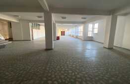 Spatiu comercial, 2000 mp, pretabil Showroom, zona Metal Lemn