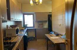 Apartament 3 camere, mobilat si utilat, zona Centala