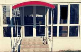 Spatiu comercial, 77 mp, vad stradal, Calea Bucuresti,!