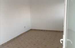 Hala incalzita, 280 mp, zona Peugeot!