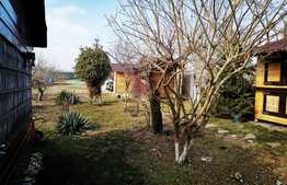 Casa in stil rustic, cu teren intravilan 1400 mp, in Ghercesti!