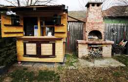 Casa in stil rustic, cu teren intravilan 1400 mp, in Ghercesti!