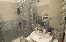 Apartament de lux, 3 camere, 84 mp, parcare privata, zona Centrala