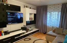 Apartament de 3 camere, 69 mp, zona Lapus