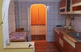 Ocazie! Apartament 2 camere, decomandat, zona Craiovita!