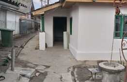 Casa locuibila 90 mp si teren 450 mp, zona Romanesti