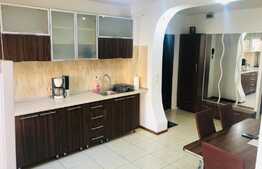 Apartament 3 camere decomandat, mobilat si utilat modern, zona 1mai