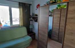 Apartament cu 3 camere, etaj intermediar, zona Orizont