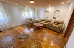 Apartament 3 camere, decomandat, 2 bai, 73 mp, zona Institut 